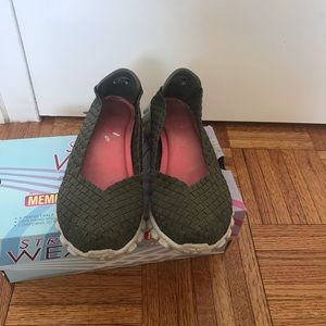 Skechers lightweight shoes